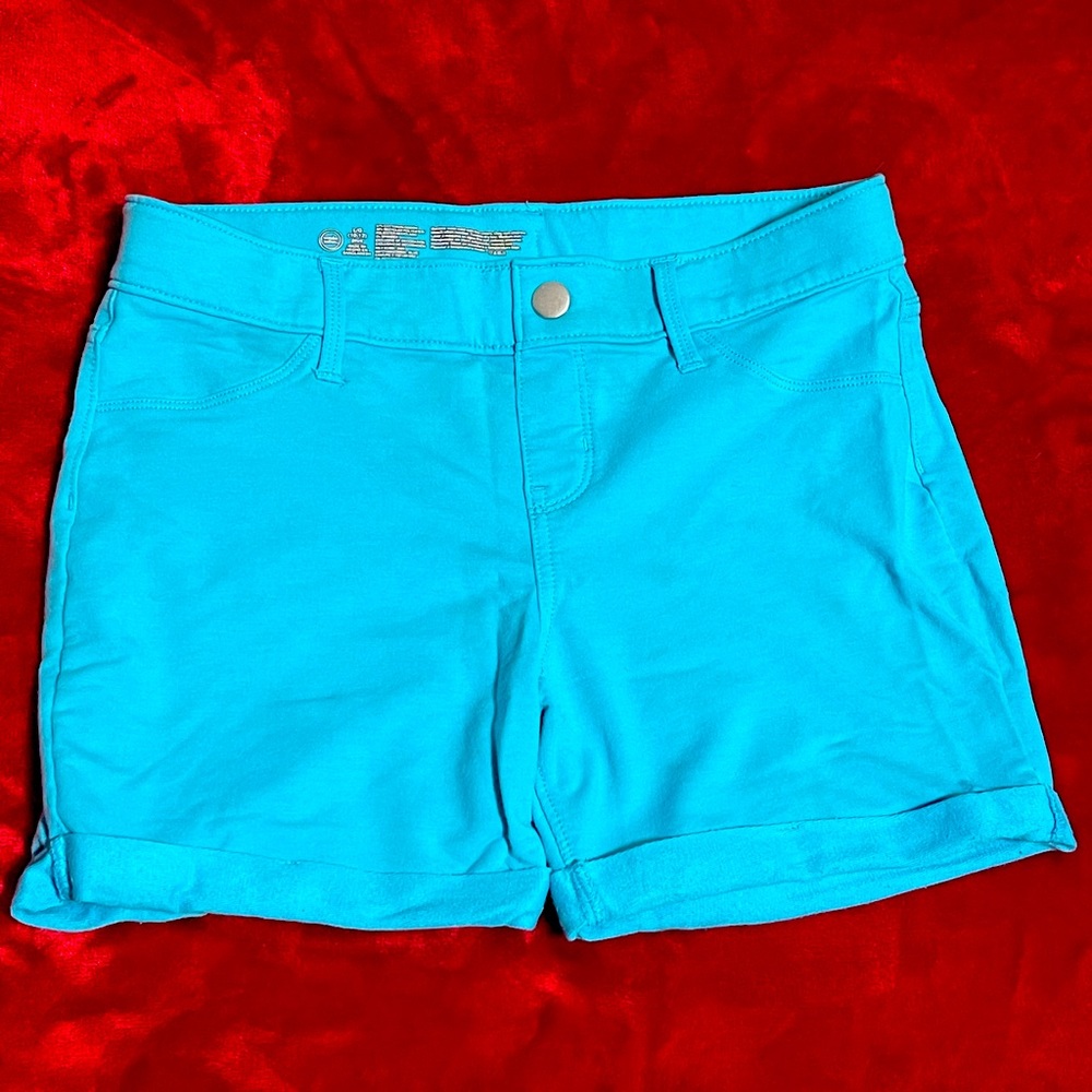 Women short